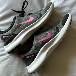 Nike Flex Shoe